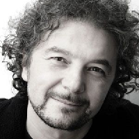 Daniele Finzi Pasca