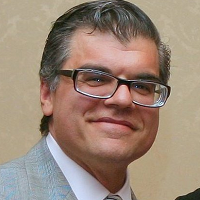 Ricardo Azziz
