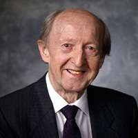 Aage R. Moller