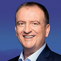 Arben Taravari