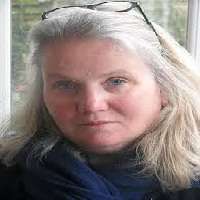 Alexandra Croom