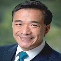 Peter L. Hoang
