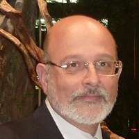 Yossi Shapira