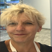 Elaine Tomlins