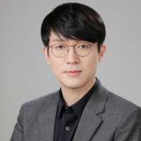Seung-Woo Cho