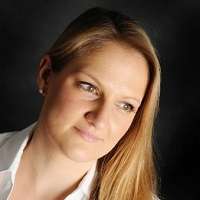 Louise Parker