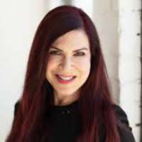 Vivian Bucay