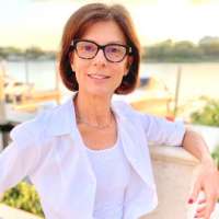 Lynne Couchara
