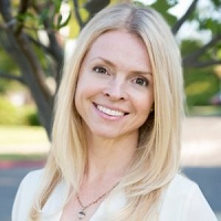 Claudia Lewis