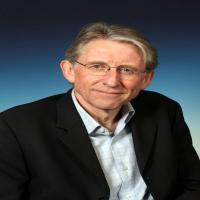 Robin  Wilson