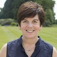 Lesley Hamilton