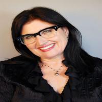 Beverly Berg
