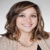 Elizabeth Faust