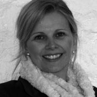 Lorraine Jones