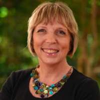 Linda Bradbury