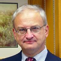 Robert E. Schmidt