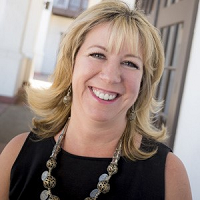 Steffanie A. Strathdee