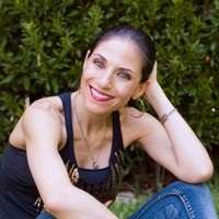 Dana Shafir