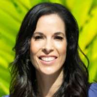 Kristen Lee