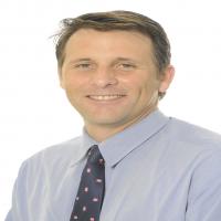 Roberto F. Machado 
