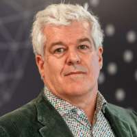 Christopher  Shaw