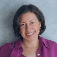 MIRIAM KOMAROMY
