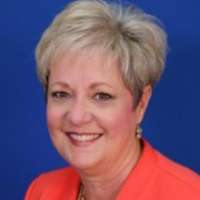 Lindy Lee Moake